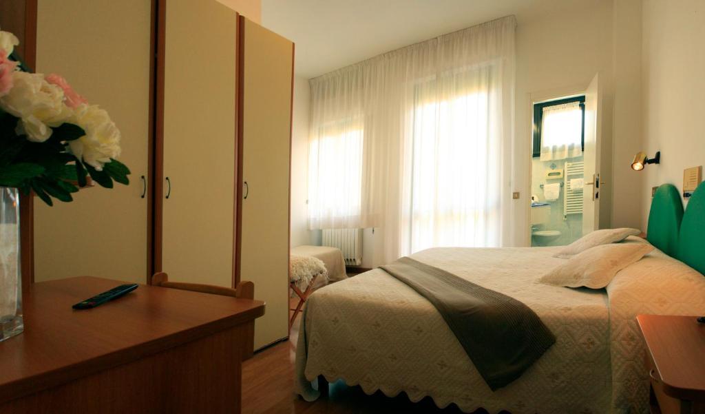 Hotel Aggravi Chianciano Terme Habitación foto