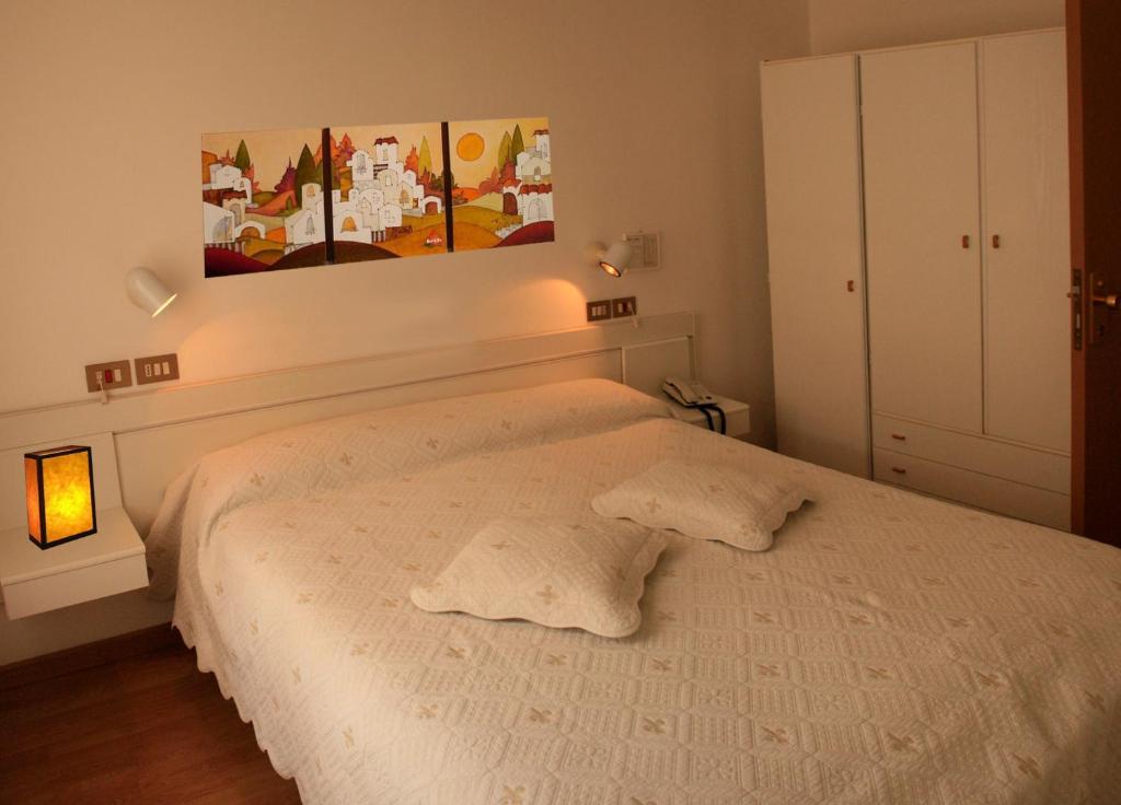 Hotel Aggravi Chianciano Terme Habitación foto