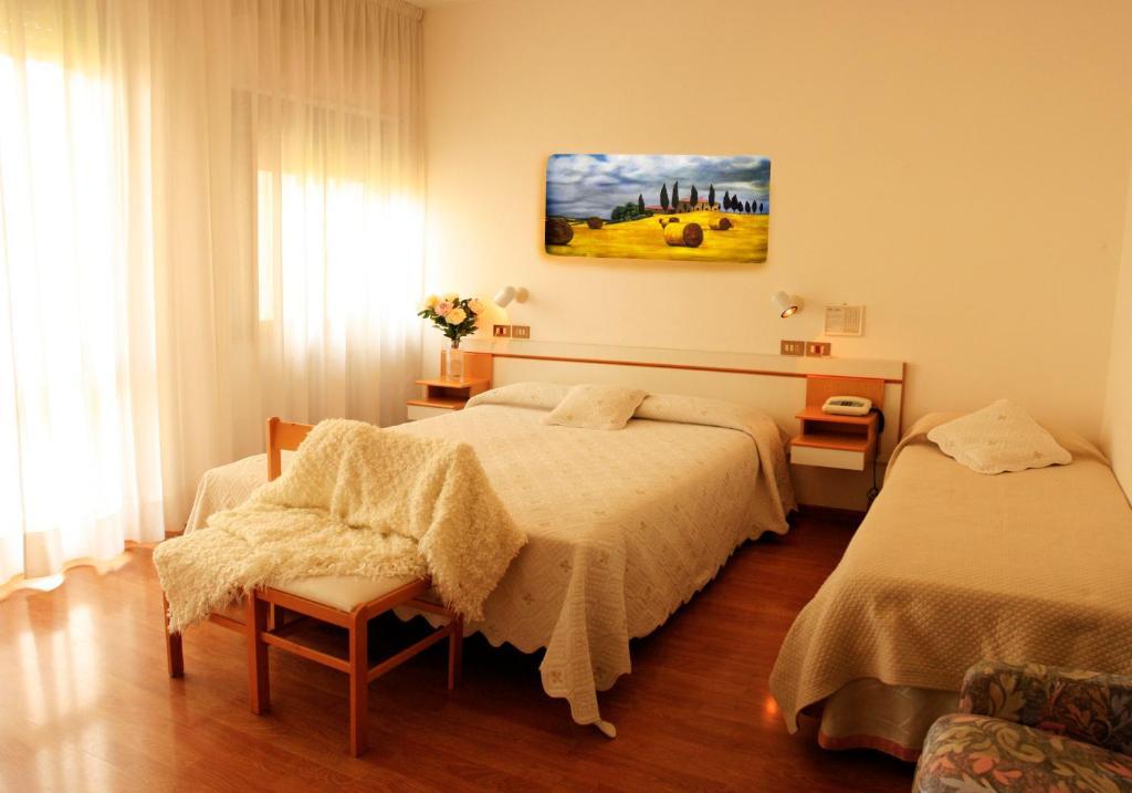 Hotel Aggravi Chianciano Terme Habitación foto